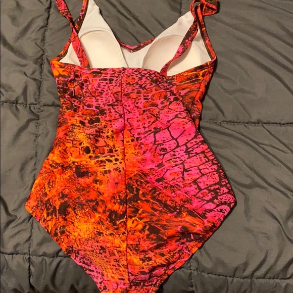 Speedo One Piece - Picture 2 of 4